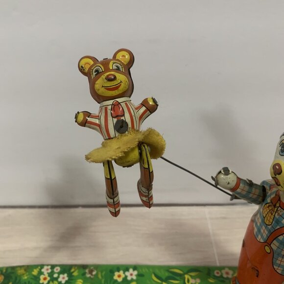 Vintage Japan Tin Wind Up Skip Rope Mechanical Toy Imperfect Please Read - Picture 3 of 13